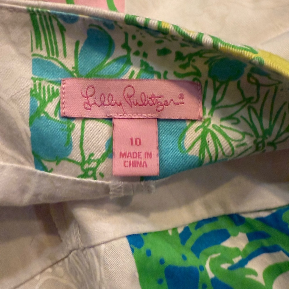 Lilly Pulitzer Floral Print Skort in Green and Blue - Picture 2 of 7